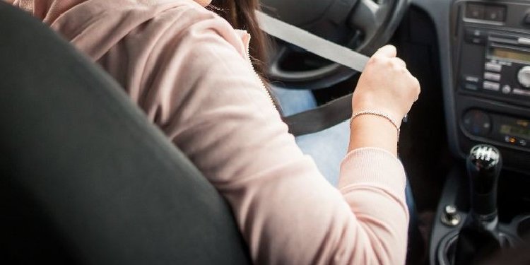 COMPRAR UN COCHE DE SEGUNDA MANO ¿QUÉ DEBES TENER EN CUENTA?