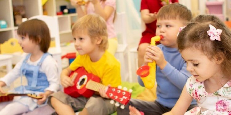 ELIGE LA ACTIVIDAD EXTRAESCOLAR ADECUADA PARA TUS HIJOS