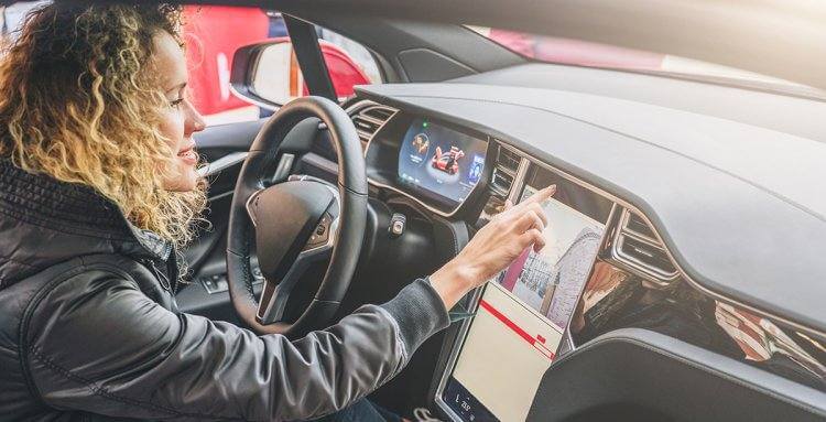 LA TECNOLOGÍA MÁS INNOVADORA DE LOS COCHES INTELIGENTES