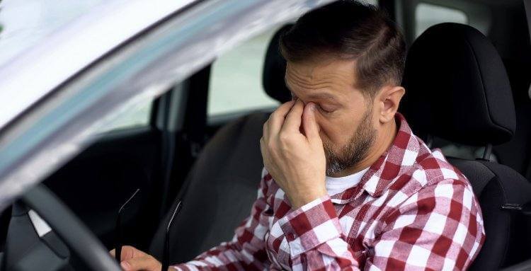 ¿CÓMO COMBATIR LA FATIGA AL VOLANTE? RECONOCE SUS SÍNTOMAS