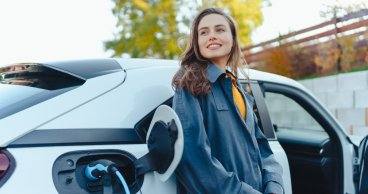 CÓMO ALARGAR LA VIDA ÚTIL DE UNA BATERÍA DE COCHE ELÉCTRICO