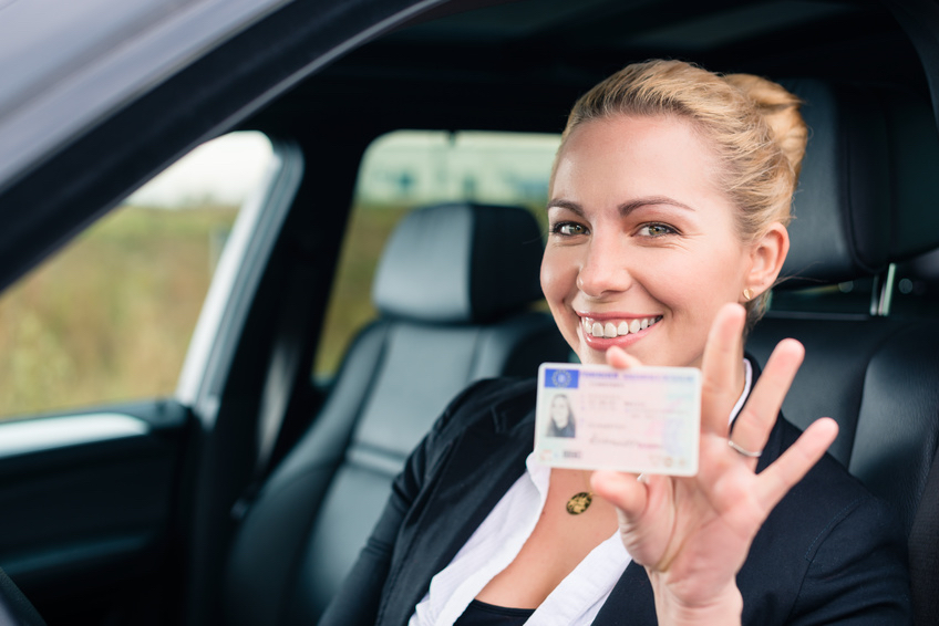 Mujeres al volante… ¿seguro diferente?