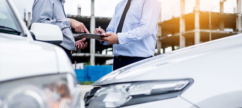 Seguro de coche a terceros o a todo riesgo