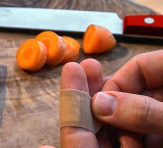 ¡Cuidado con el cuchillo! como evitar los accidentes más comunes en la cocina