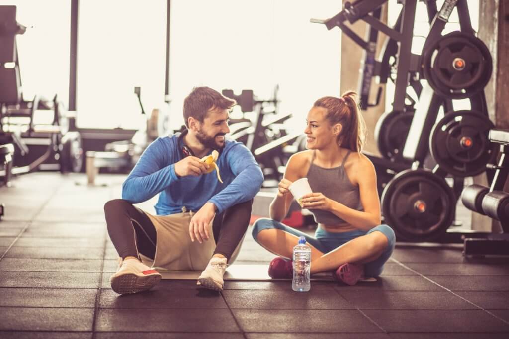 Qué comer antes y después de practicar ejercicio