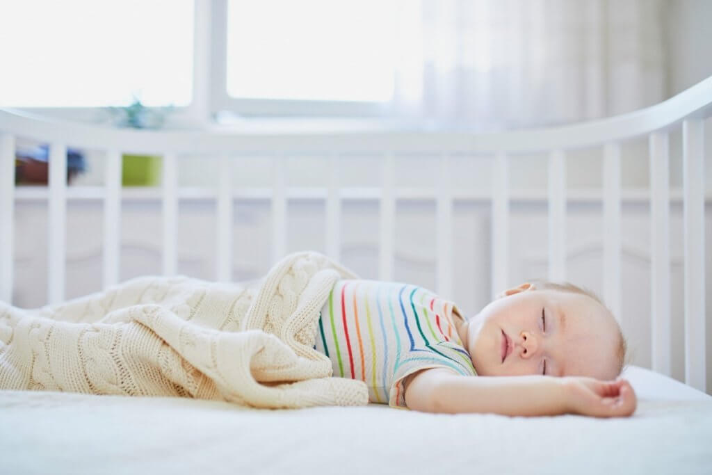 5 Claves para que tu bebé empiece a dormir del tirón