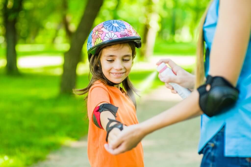 Cómo elegir un buen repelente de insectos para tu hijo