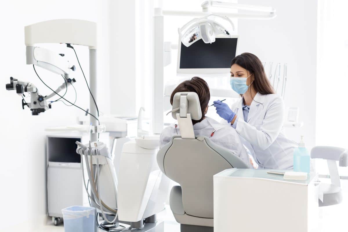 ¿Cuándo elegir un seguro médico con cobertura dental?